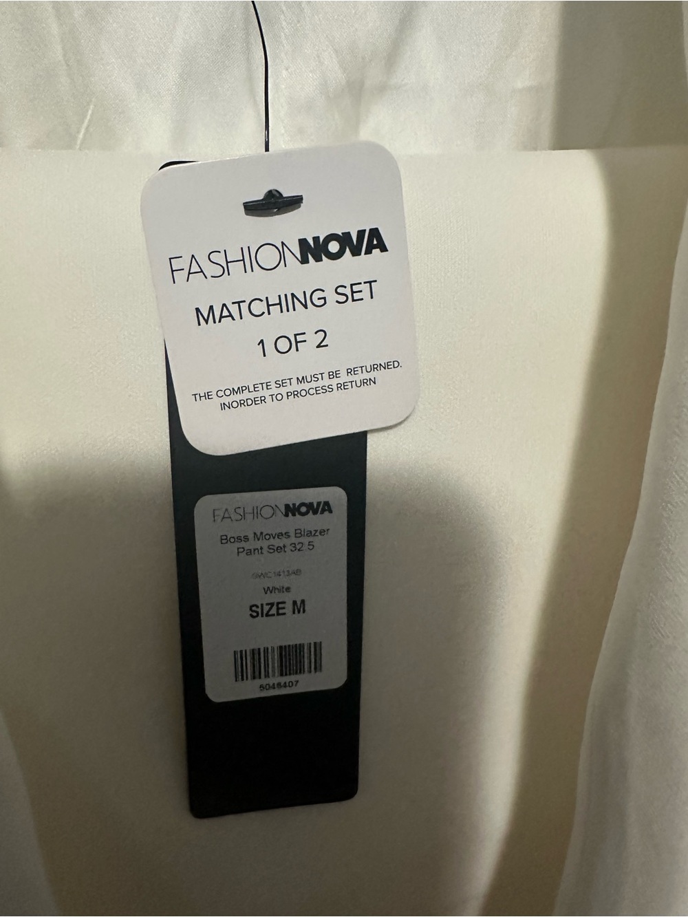 Fashion Nova Ivory Feather-Trim Double-Breasted Blazer with Wide-Leg Pants - Picture 7 of 8